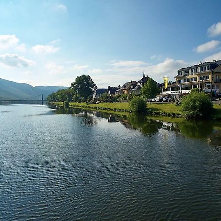 Sonnenuhr Bed & Breakfast Bernkastel-Kues Bagian luar foto