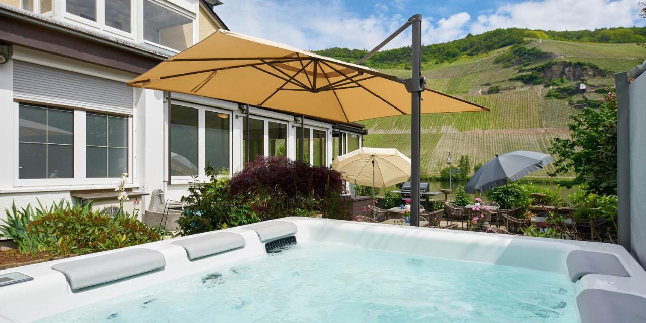Sonnenuhr Bed & Breakfast Bernkastel-Kues Bagian luar foto