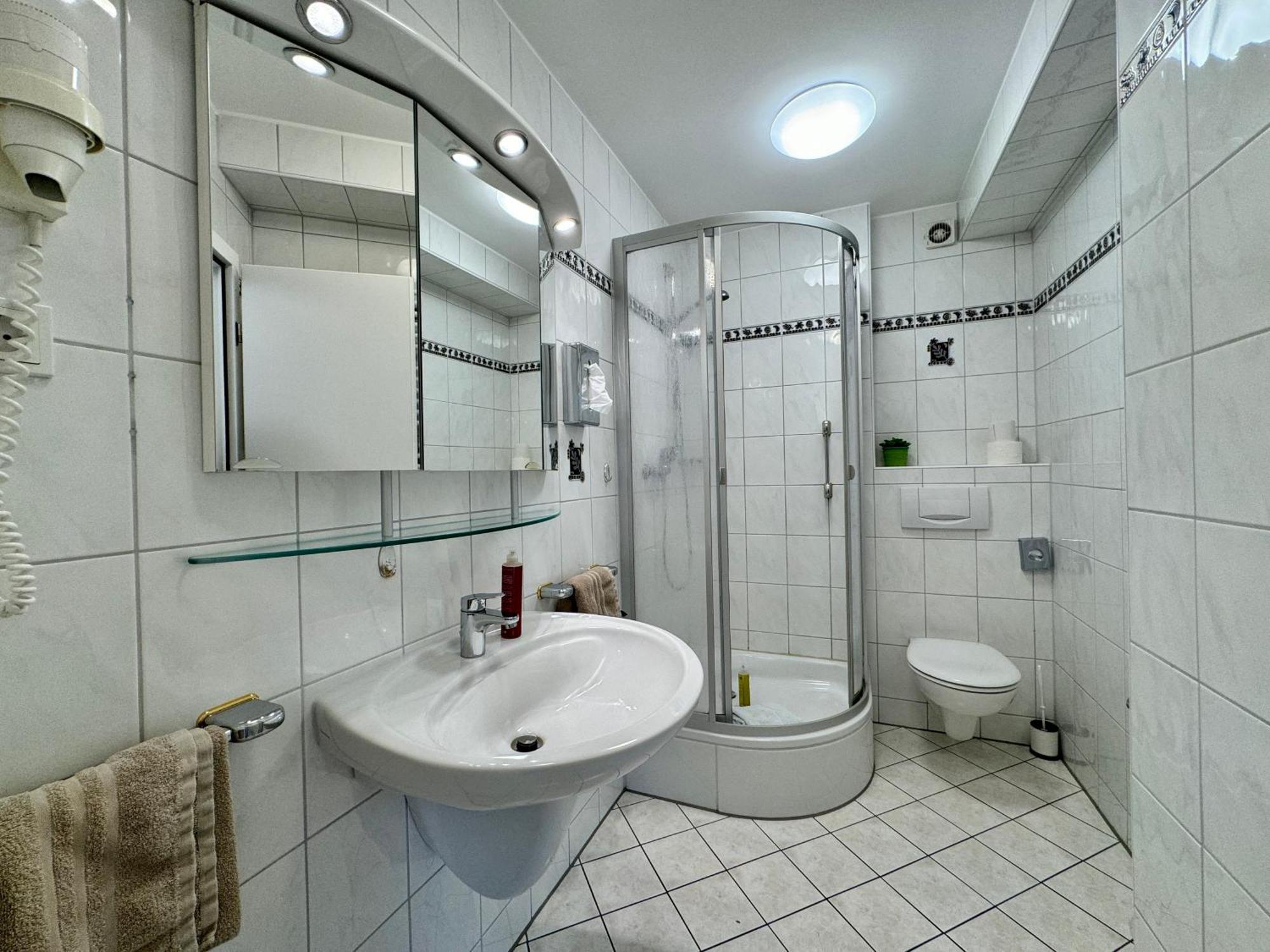 Sonnenuhr Bed & Breakfast Bernkastel-Kues Bagian luar foto