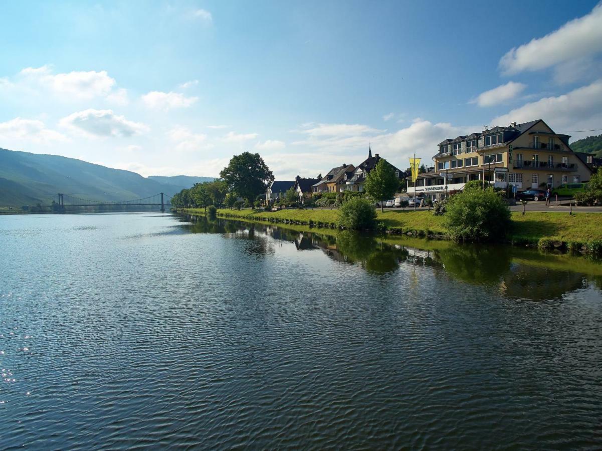 Sonnenuhr Bed & Breakfast Bernkastel-Kues Bagian luar foto