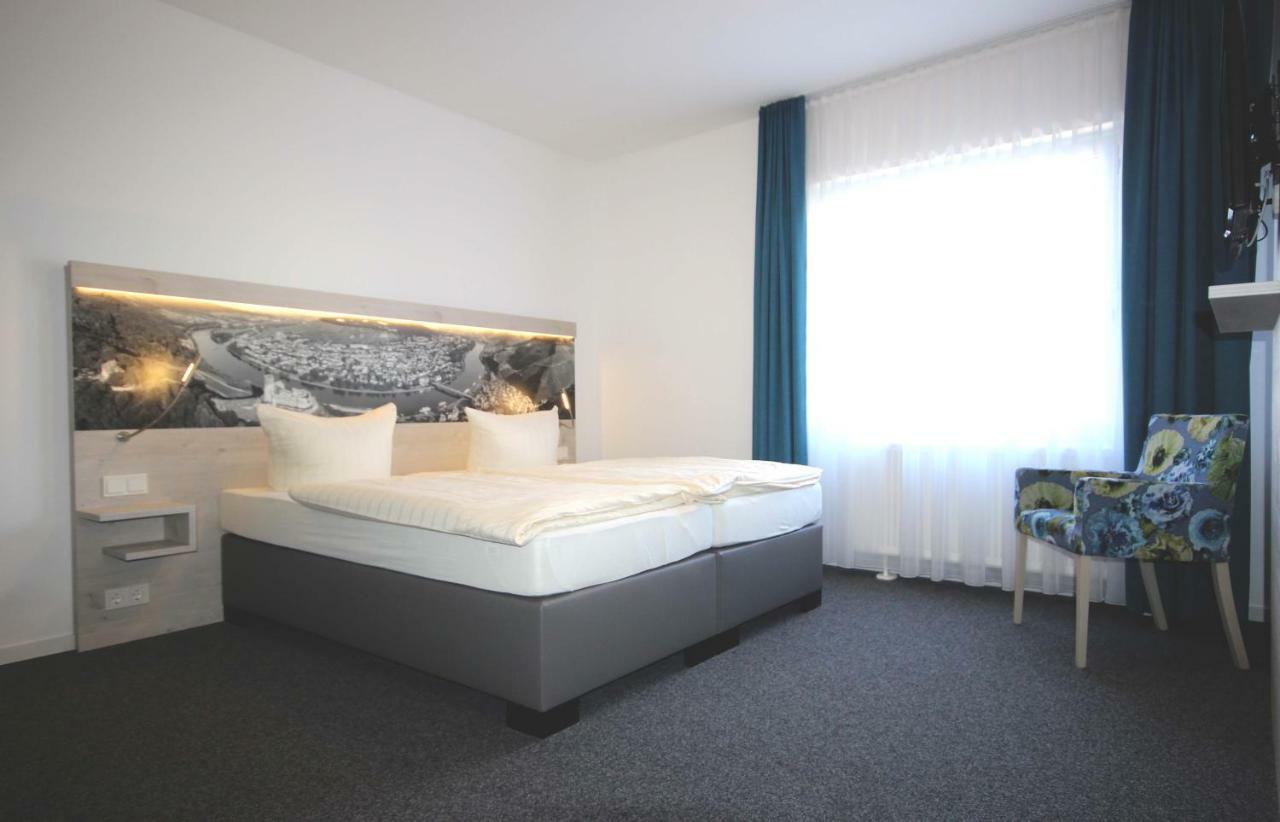 Sonnenuhr Bed & Breakfast Bernkastel-Kues Bagian luar foto